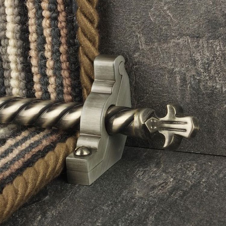 Country-Bordeaux-Pewter-Spiral