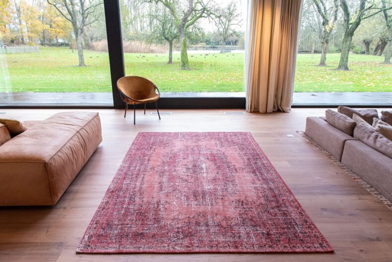 Palazzo Collection Da Mosto Borgia Red 9141 rug by Louis De Poortere