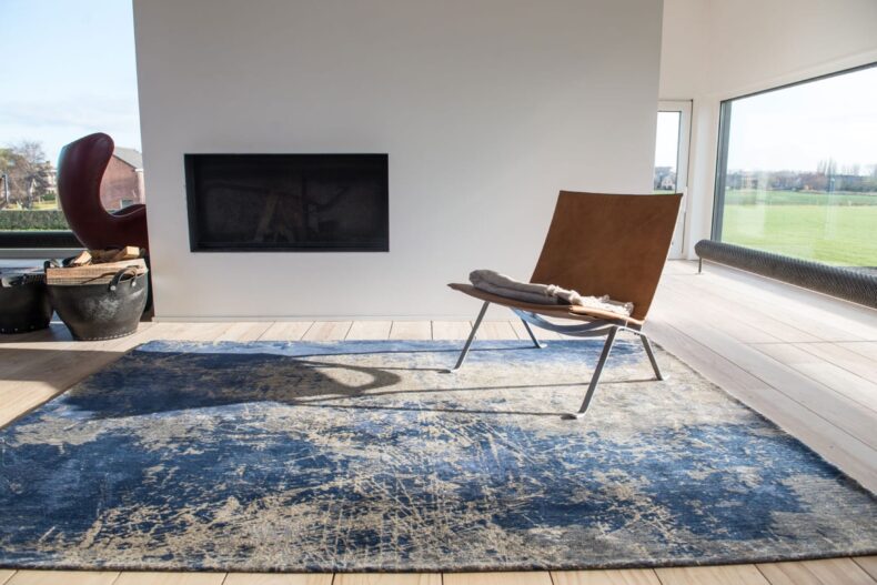 Mad Men Collection Cracks Abyss Blue 8629 rug by Louis De Poortere