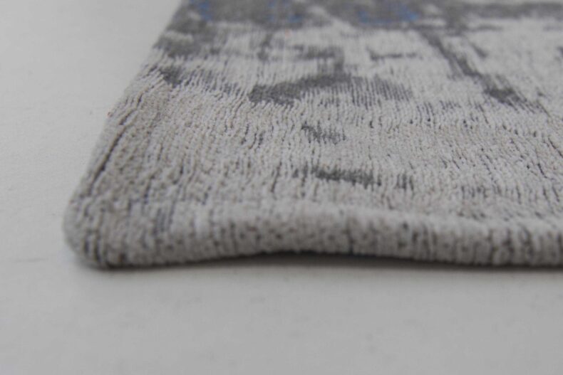 Mad Men Collection Griff Bronx Azurite 8421 rug by Louis De Poortere