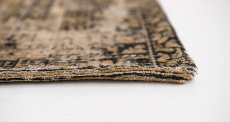 Antiquarian Collection Hadschlu Agha Old Gold 8720 rug by Louis De Poortere