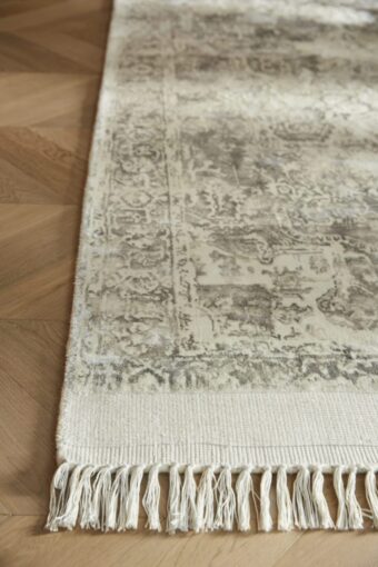 Vintage Fringe Mocha Oyster rug by Rug Guru