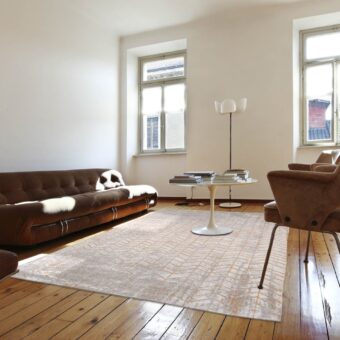Mad Men Collection Jacobs Ladder Central Yellow 8928 rug by Louis De Poortere