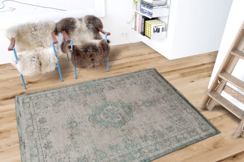 Fading World Collection Medallion Jade Oyster 8259 rug by Louis De Poortere