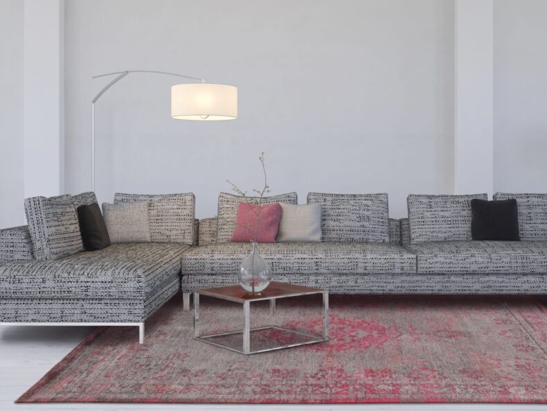 Fading World Collection Medallion Pink Flash 8261 rug by Louis De Poortere