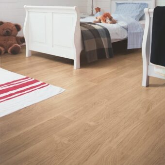 View of White Varnished Oak EL915 laminate tile by Quick-Step