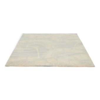 Japanese Floral Oyster 39701 rug by Florence Broadhurst
