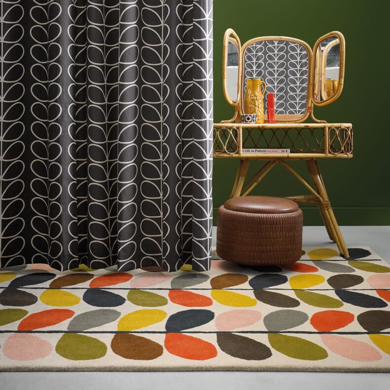 Classic Multi Stem 59505 rug by Orla Kiely