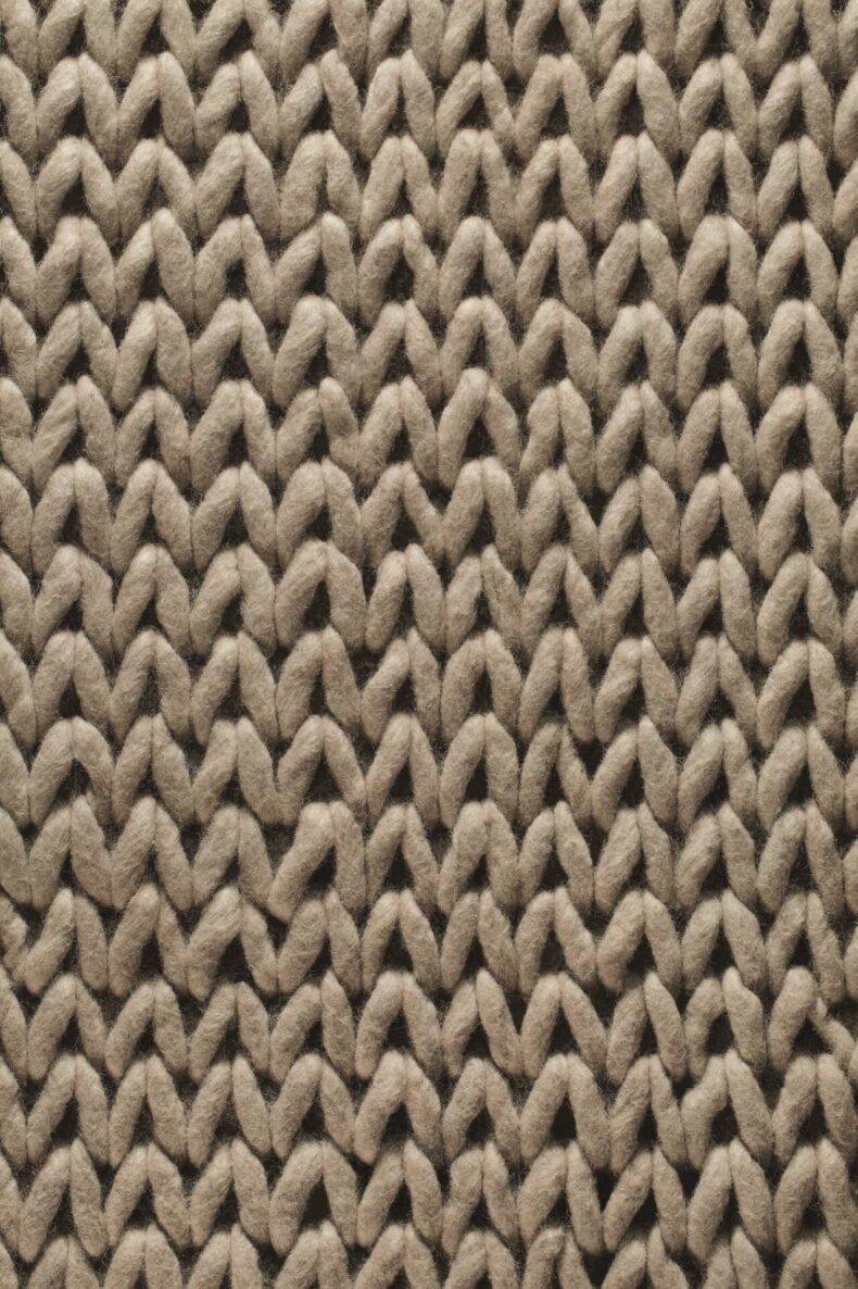 Fusion Oyster rug by Rug Guru