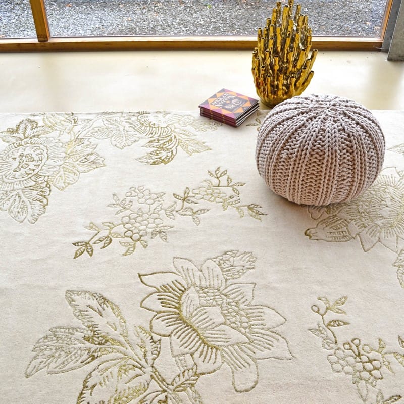Tonquin Cream 37009 rug by Wedgwood