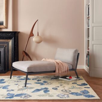 Wild Strawberry Cream 38108 rug by Wedgwood