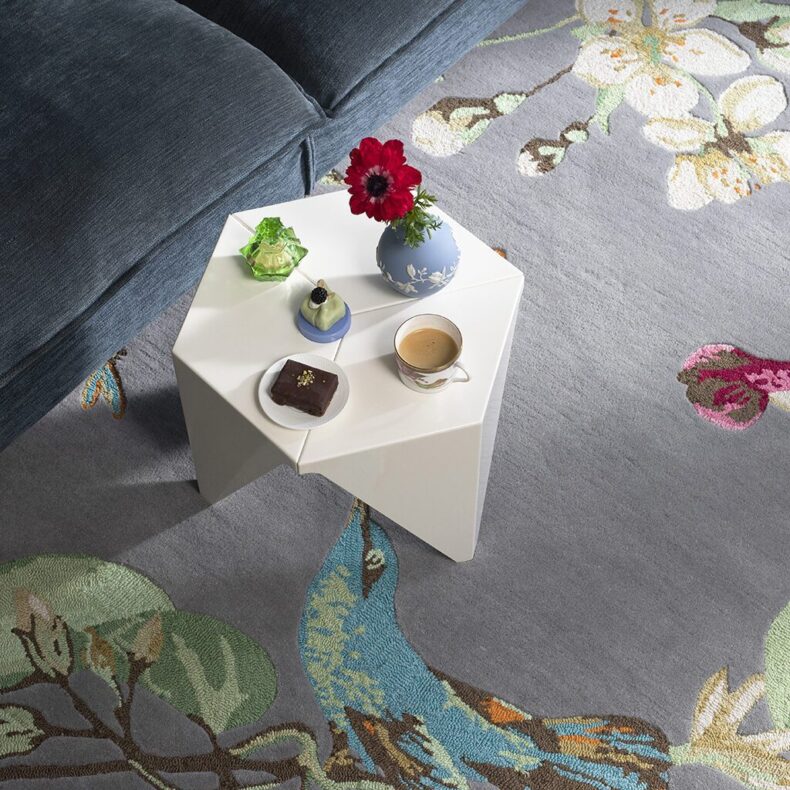 Hummingbird Grey 37804 rug by Wedgwood