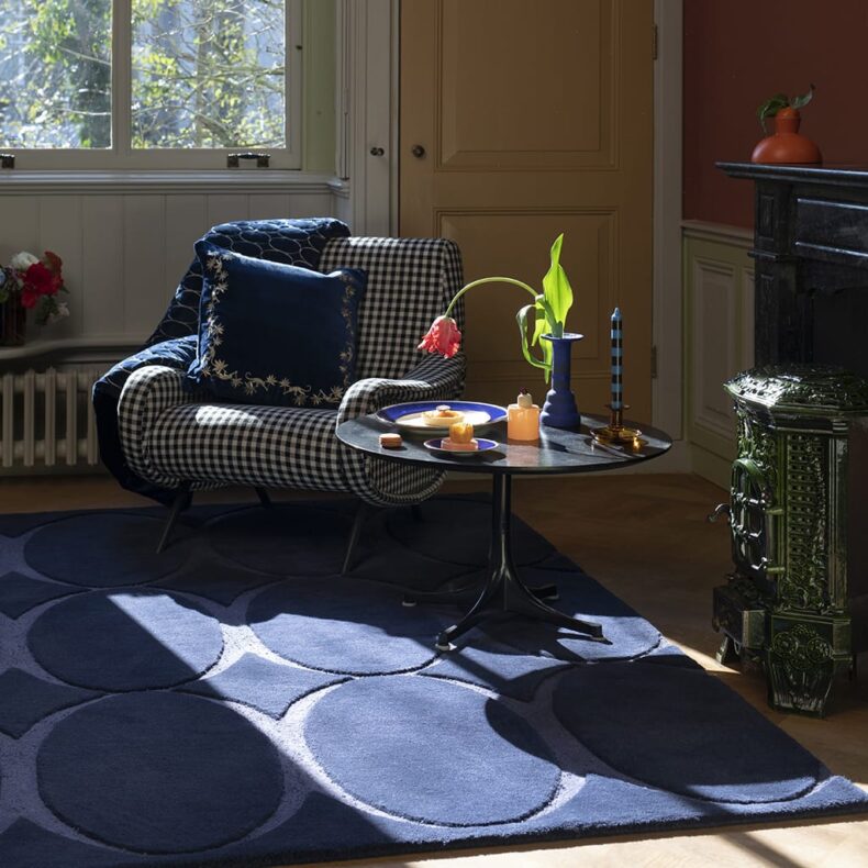 Renaissance Blue 39008 rug by Wedgwood