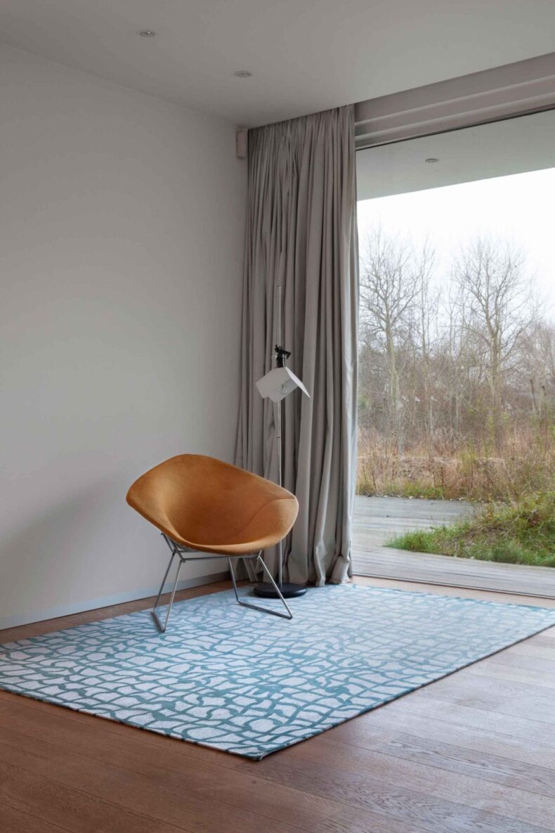 Mad Men Collection Dedalo Blue Marine 9203 rug by Louis De Poortere