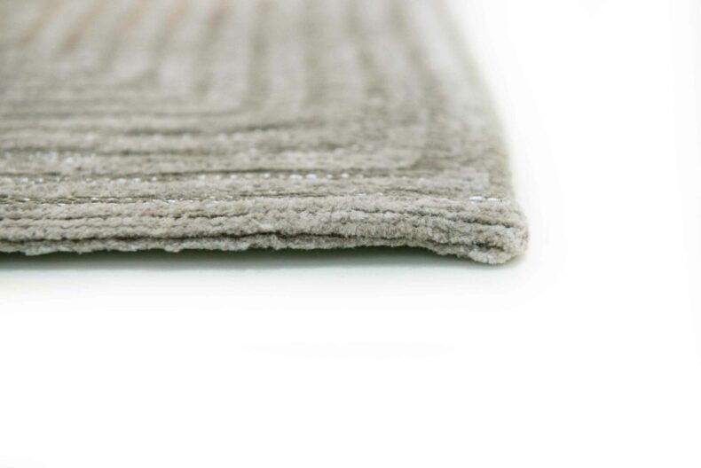 Meditation Collection Coral Shell Beige 9229 rug by Louis De Poortere