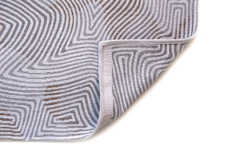 Meditation Collection Coral Oyster White 9228 rug by Louis De Poortere