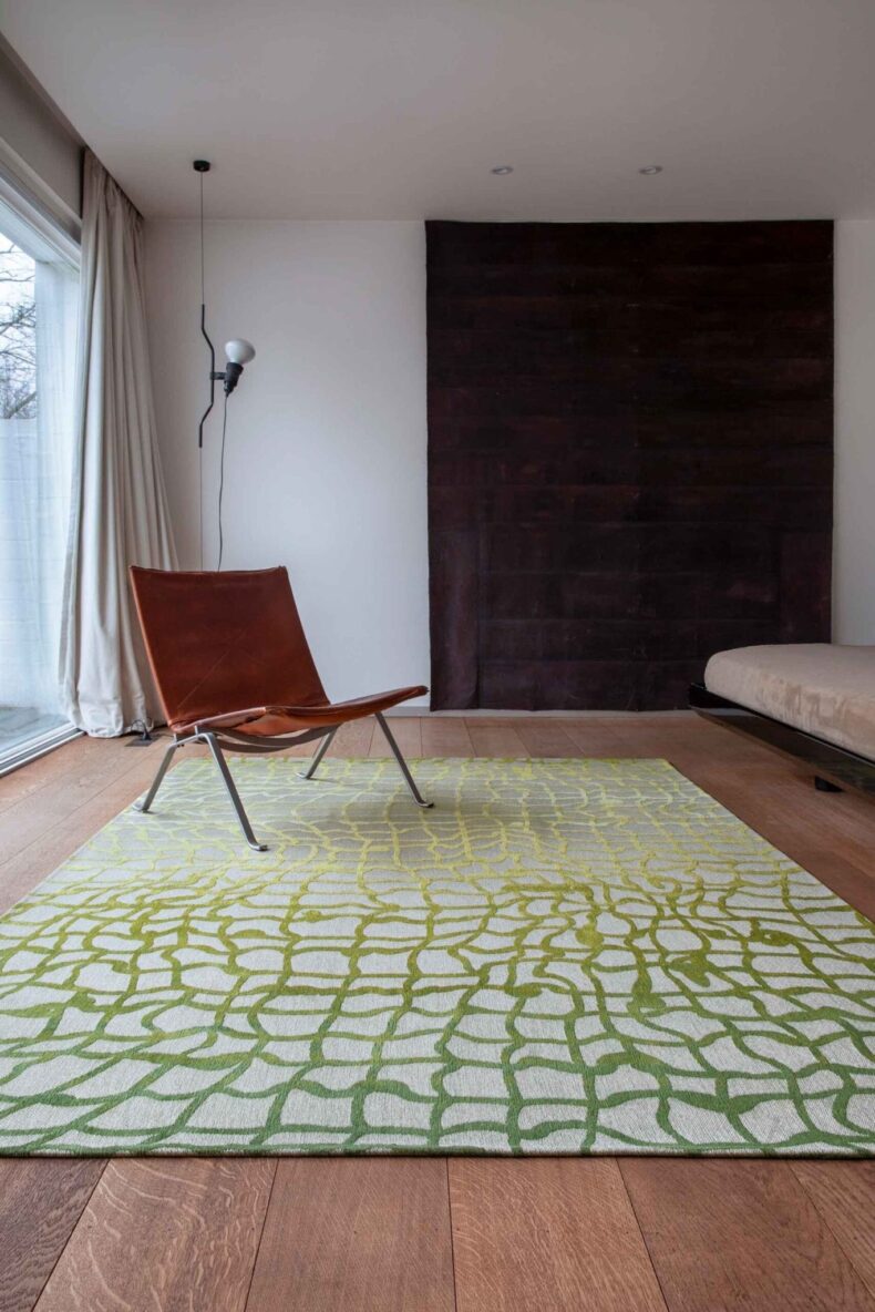 Mad Men Collection Dedalo Republic Green 9204 rug by Louis De Poortere