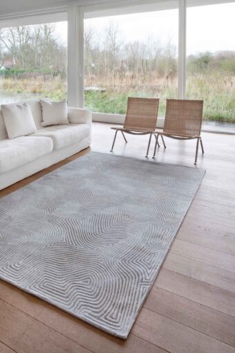 Meditation Collection Coral Oyster White 9228 rug by Louis De Poortere
