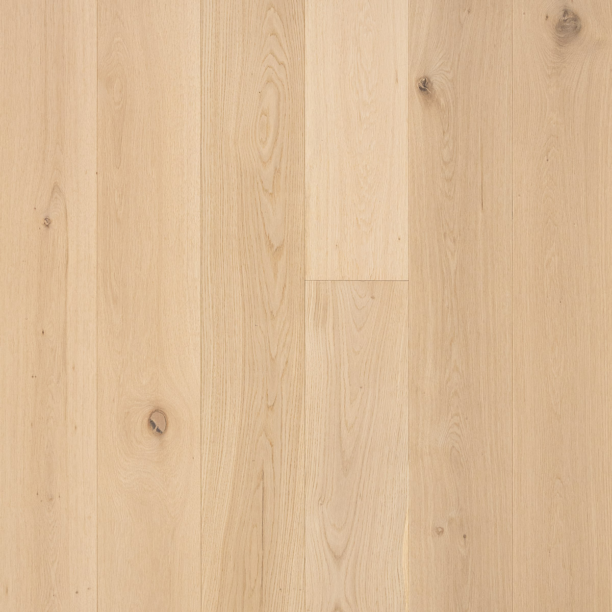 Multiply oak wood flooring named Essence Dawn Light
