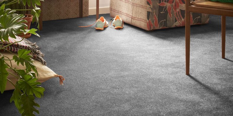 Ardour Chimney Pot 99 carpet by Vivendi