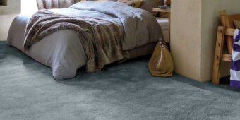 Sirius Inchyra Blue 75 carpet by Invictus