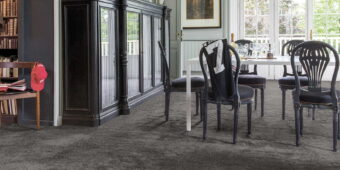 Magnificus Pewter 97 carpet by Invictus