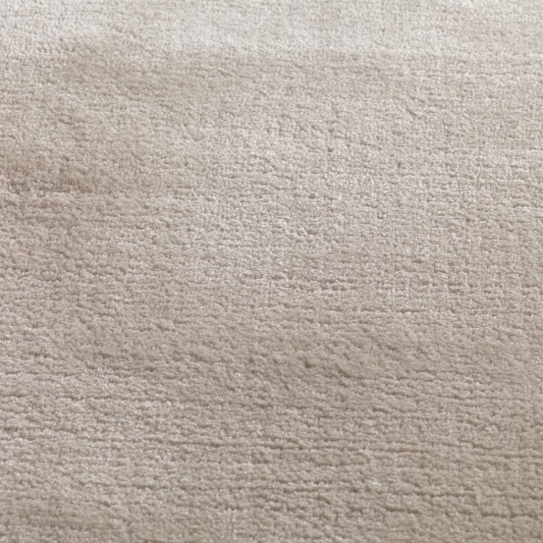 Kasia Platinum carpet by Jacaranda
