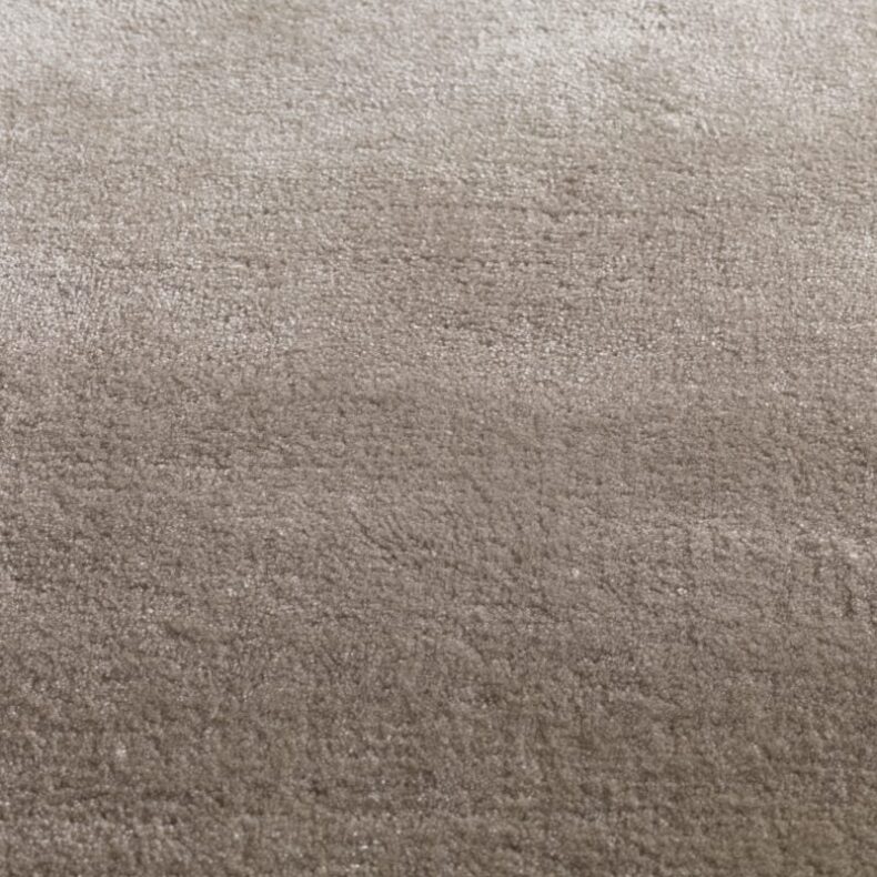 Kasia Quartzite carpet by Jacaranda