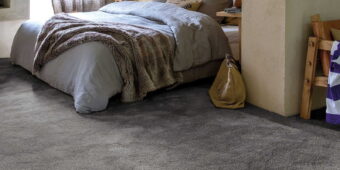 Sirius Roman Silver 95 carpet by Invictus