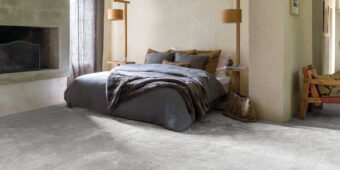Orion Silver Chalice 90 carpet by Invictus