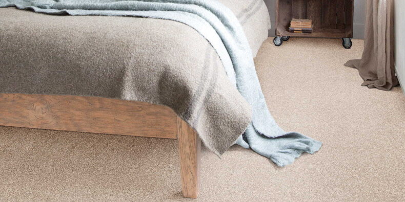 Darius White Swan 03 carpet by Invictus