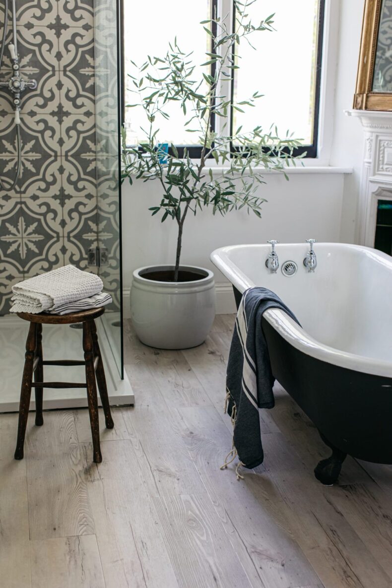 View of Cove luxury vinyl tile by Harvey Maria