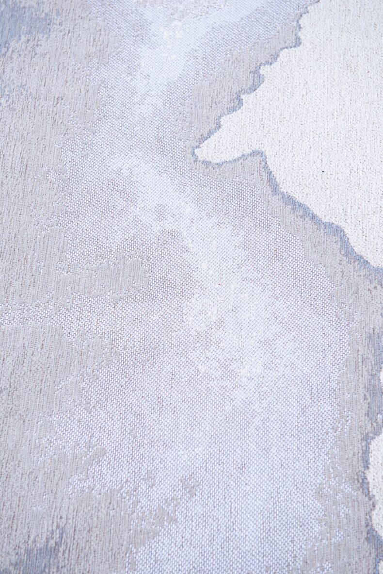 Meditation Collection Lagoon Iode 9328 rug by Louis De Poortere