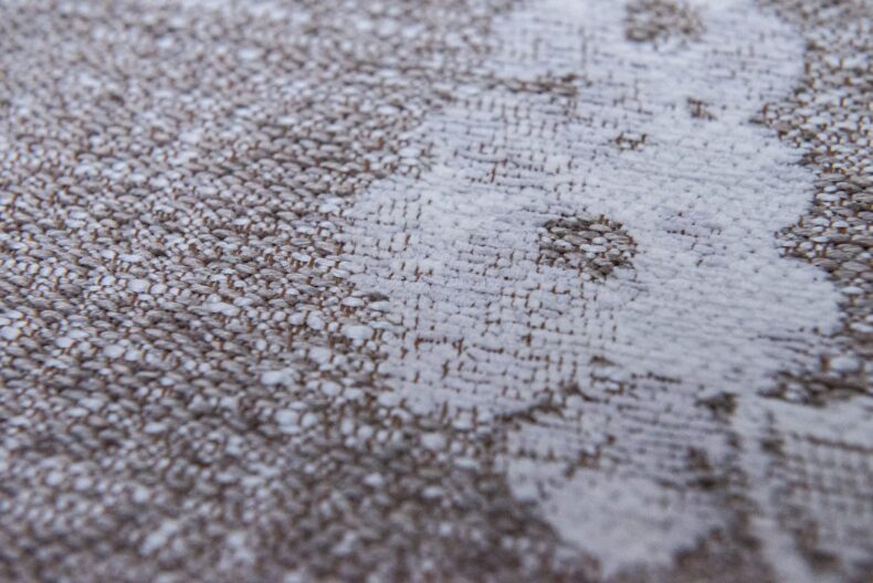 Sakura Collection Morning Mist 9373 rug by Louis De Poortere