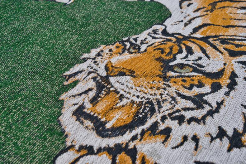 Pop Collection Green on Fire 9388 rug by Louis De Poortere