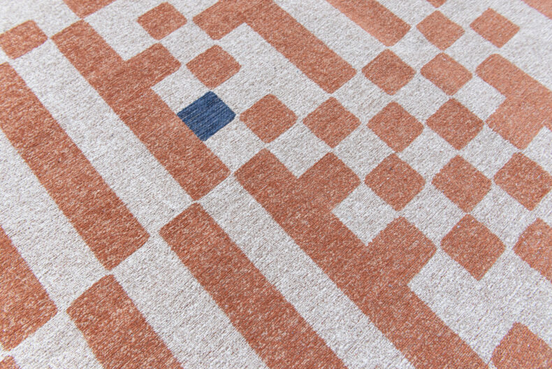 Craft Collection Chess Nude 9341 rug by Louis De Poortere