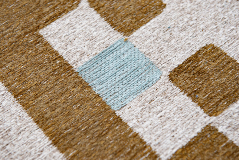 Craft Collection Chess Honey 9338 rug by Louis De Poortere