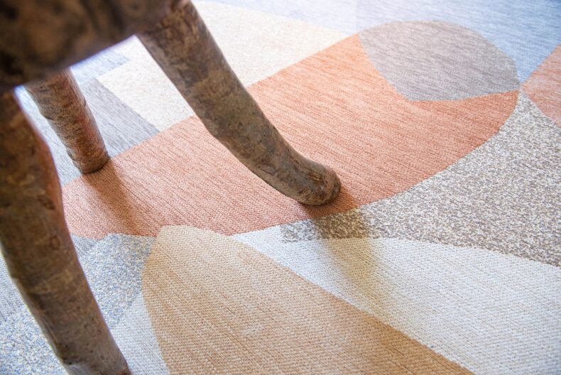 Gallery Collection Shapes Secret 9370 rug by Louis De Poortere