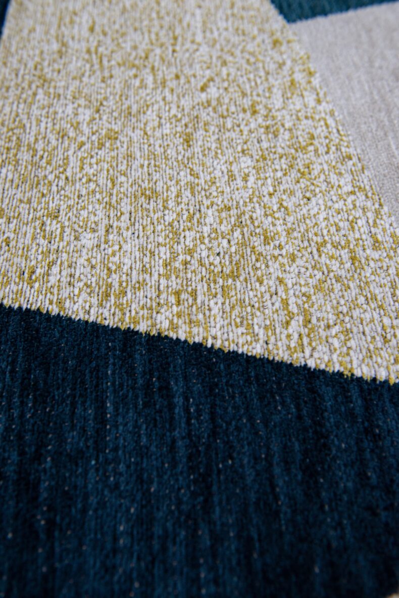 Gallery Collection Shapes Duck Song 9369 rug by Louis De Poortere