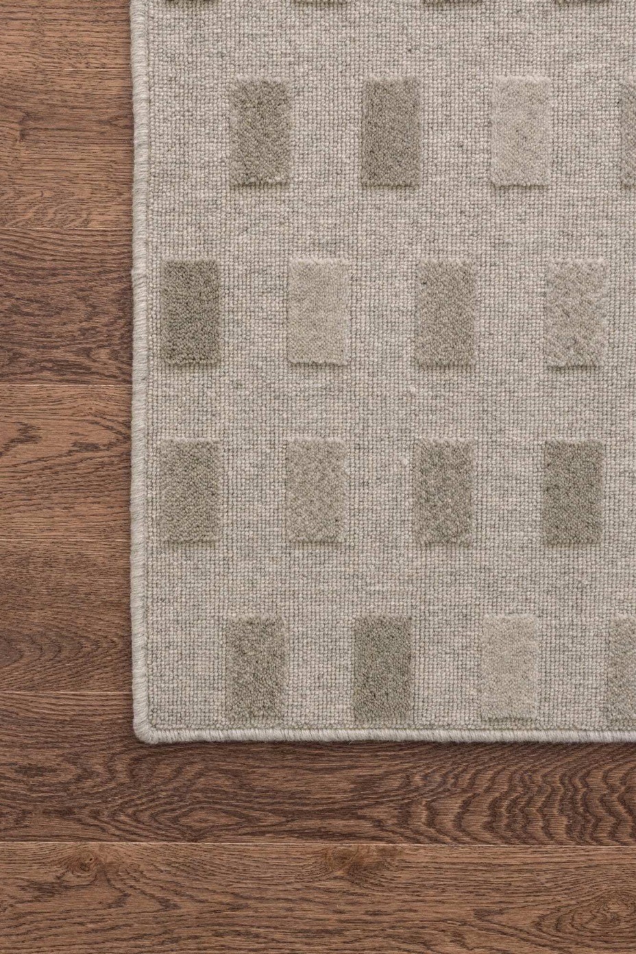 Amore Light Grey rug by Agnella