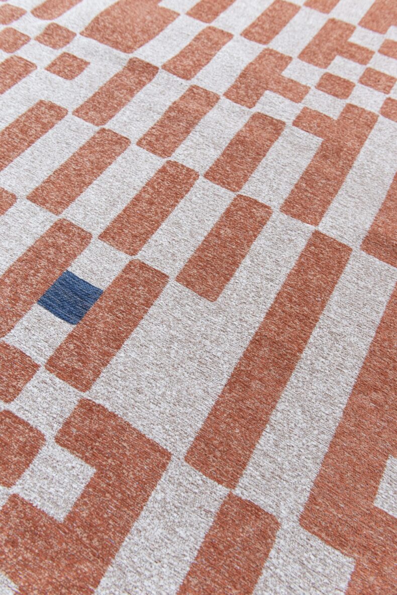 Craft Collection Chess Nude 9341 rug by Louis De Poortere