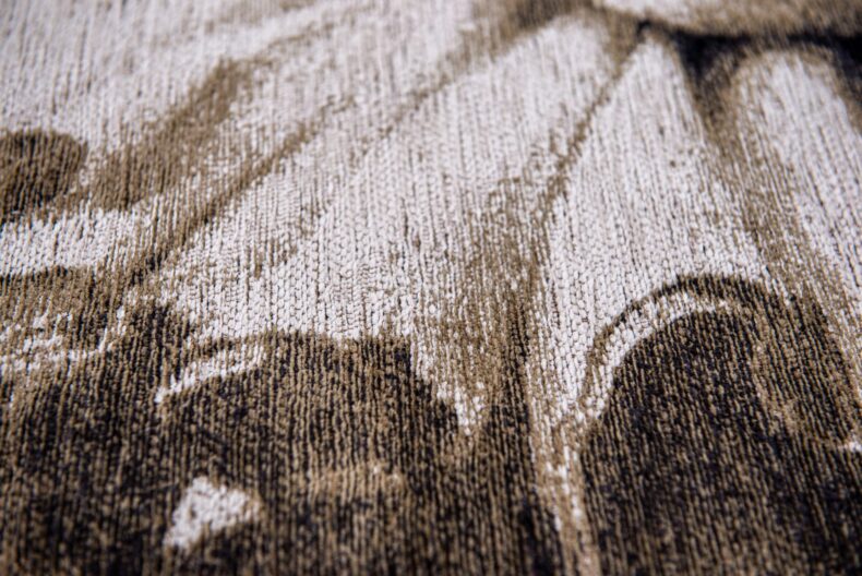 Pop Collection Funny Bones 9391 rug by Louis De Poortere