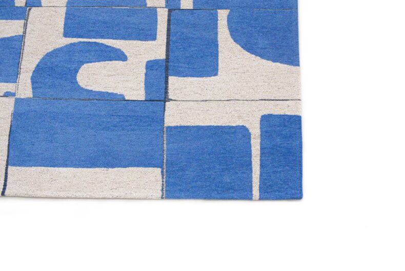 Craft Collection Papercut Campanula 9358 rug by Louis De Poortere