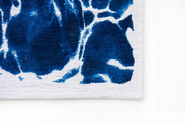 Meditation Collection Swim Surf 9351 rug by Louis De Poortere