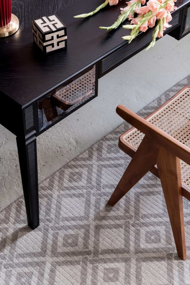 Wiko Light Grey rug by Agnella