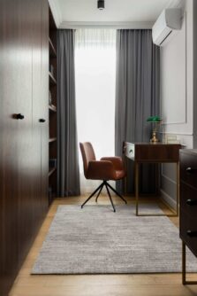 Fam Graphite rug by Agnella