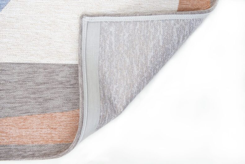 Gallery Collection Shapes Secret 9370 rug by Louis De Poortere