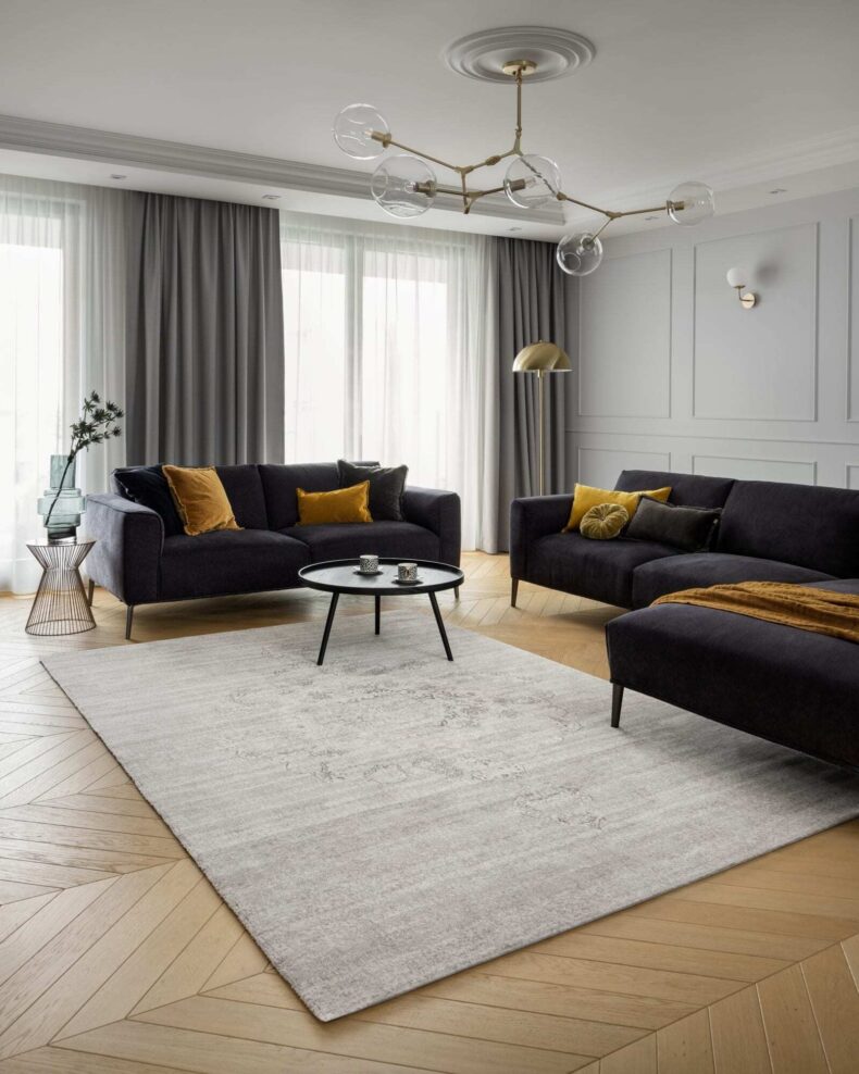 Madison Grey rug by Agnella