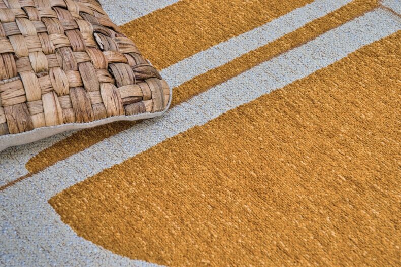 Craft Collection Papercut Curry 9367 rug by Louis De Poortere