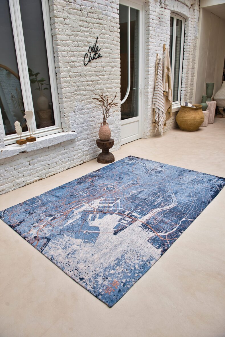 Cities Collection Tokyo Conductive Blue 9314 rug by Louis De Poortere